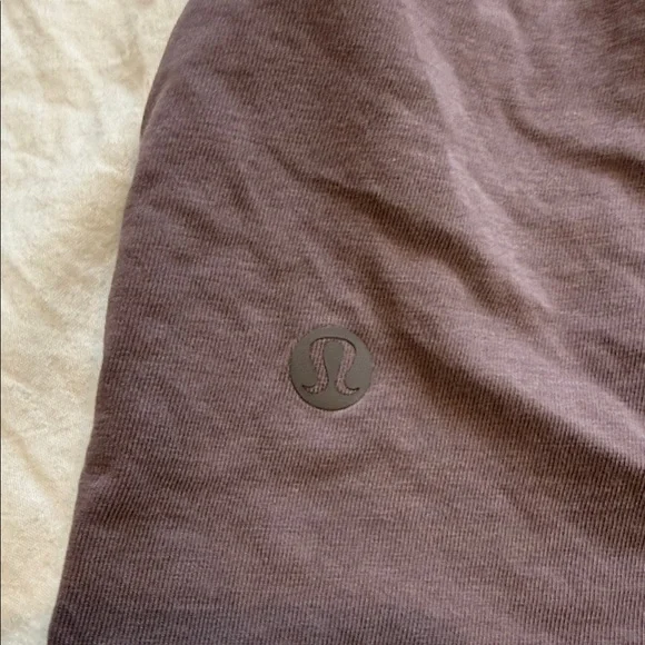 Lululemon soft tank crop top. Aubergine - Picture 4 of 4